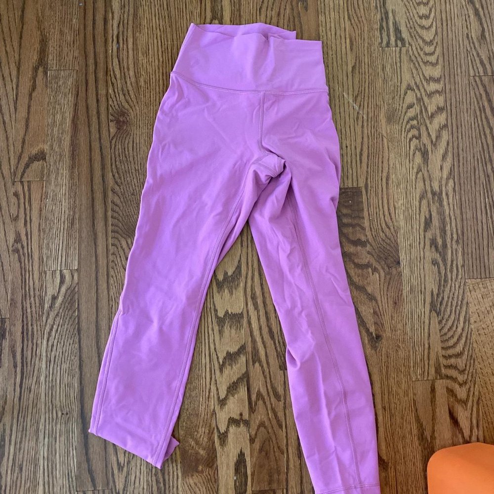NWT Lululemon Wunder Under HR Tight 25*Lux MGLO/8 - Picture 4 of 4